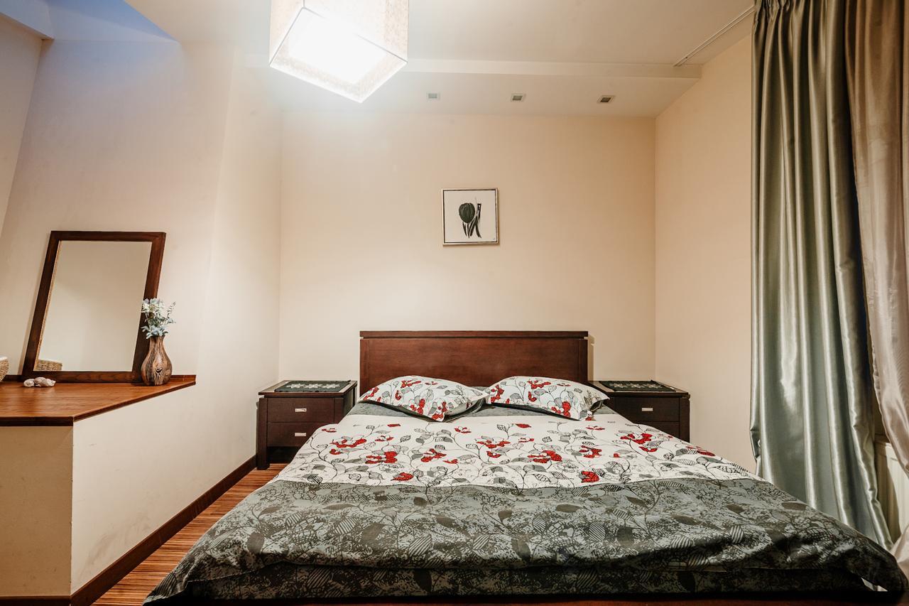 Deribasovskaya Tsentr Apartment โอเดสซา ภายนอก รูปภาพ